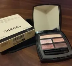 CHANEL LES BEIGES アイシャドウパレット COOLのサムネイル