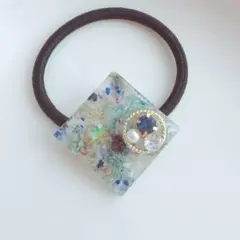 レジンヘアゴム バラ　ブルー　冬　雪化粧　ビジュー　キラキラ　お花