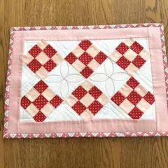 パッチワーク ハンドメイド キルト テーブルクロス 花鳥のデザイン 縦