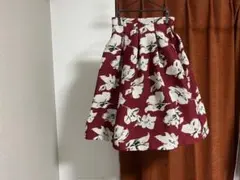 花柄スカートのサムネイル