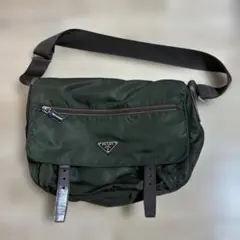 PRADA プラダ ナイロン ショルダーバッグ 三角プレート カーキ 男女兼用