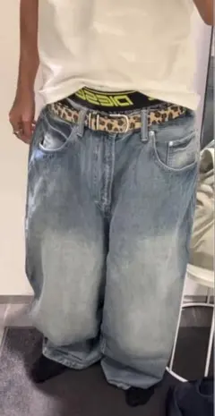 H&M スーパーバギーデニムのサムネイル