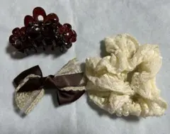 可愛いヘアアクセサリー3点セット　レースリボンバレッタ　パール付きレースシュシュ