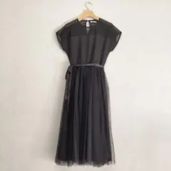 merlot plus デコルテシースルー　チュール　ワンピース　ドレス