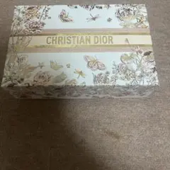 【美品】DIOR ギフトボックス 花柄 リボン付き 【12時間以内発送】