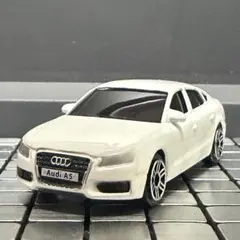 ミニカー アウディ A5 상태좋음