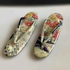 ★831 和装小物　草履