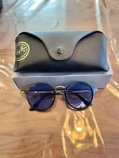 Ray-Ban ラウンド型 サングラス