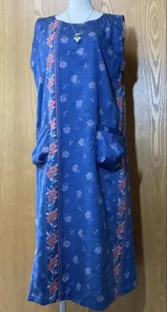 週末SALE‼️￥9800→¥8800‼️青花柄ノースリーブワンピース 着物反物から