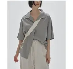 トゥデイフル　Halfsleeve Crape Shirtsのサムネイル