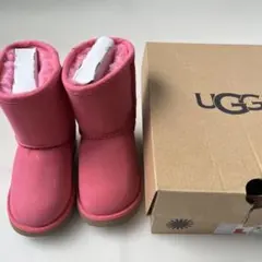【新品】UGG ピンク ベビーブーツ　13.5㎝