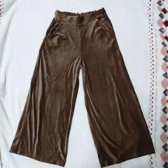 コーデュロイ ブラウン ワイドパンツ