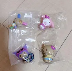 むぎすけさん専用ページ　サンリオ カプセルトイ フィギュア 2体セット