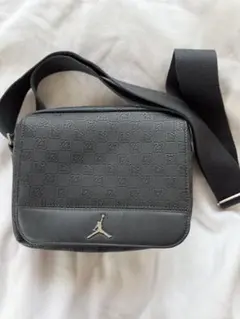 Jordan ショルダーバッグ 23 モノグラム ブラックのサムネイル
