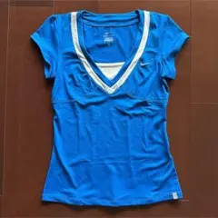 【NIKE】テニスウエア　レディース　ナイキ　M 青　ブルー　トップス　美品のサムネイル