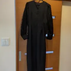 ブラックレース長袖ロングドレス