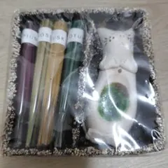 猫の香立てと3本の香セット　バリネコ