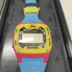 レア　stussy x Freestyle SHARKのコラボデジタル腕時計のサムネイル