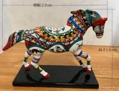 カナダ　馬の置物　陶磁器　Artist:Linda Hassett