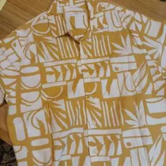 ZARA 幾何学模様 半袖シャツ 9-10　140