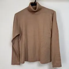 no.1715新品ピンクベージュ タートルネック セーター