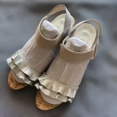 シルバー フリルサンダル サイズ5のサムネイル
