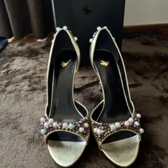 パールオープントゥパンプス　ゴールド　37サイズ　美品