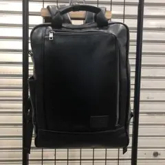 GUSCIO(グッシオ)『新品』《通勤通学》レザータッチ使用リュックのサムネイル