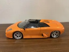 Lamborghini Murcielago Roadster 1/24ミニカーのサムネイル