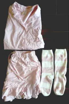 ジェラピケ ピンク パジャマセット シャツ、ショートパンツ、もこもこ靴下