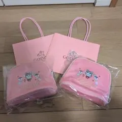 （値下げしました）GODIVA 猫刺繍ポーチ チョコレート付き　2個セットのサムネイル