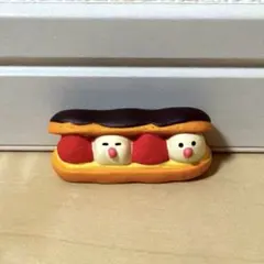 デコレ コンコンブル いちごチョコエクレア
