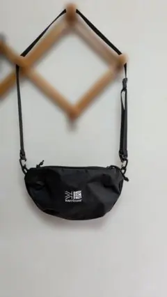 は*る様 karrimor ブラック ショルダーバッグ サコッシュ