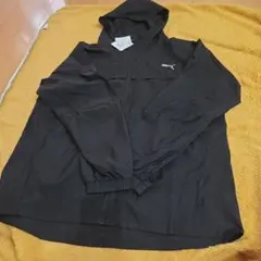 PUMA フード付き ブラック ナイロンジャケット