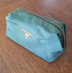 プラダ　小物入れ　ポーチ