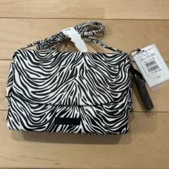 新品 定価　19,500円 ヤマダヤ nouer ショルダーバッグ