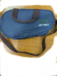 yonex ネイビーブルー アーガイル刺繍　ショルダーバッグ ラケット型のサムネイル