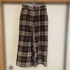 チェックのワイドパンツ