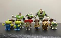 トイ・ストーリー フィギュアセット 15体　バスボール　まとめ売り