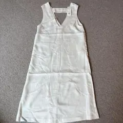 Vネックジャンスカ