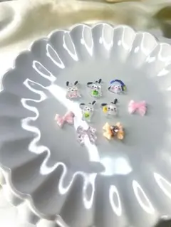 【ポチャッコ】ネイルパーツキラキラリボン✨️