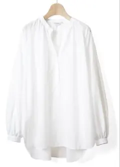 鎌倉シャツ　キーネックブラウス　薄手　Fサイズ　白　美品のサムネイル