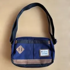 Champion ショルダーバッグ ネイビー キャンバス地