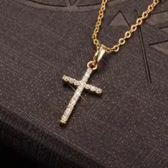ネックレス　ゴールド　クロス　十字架　アクセサリー　キラキラ