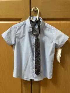 半袖シャツ＋ネクタイ