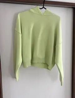 ZARAフード付きライムグリーンニット