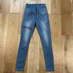 EMODA ハイウエストスキニーパンツ　ジーパン　スキニー　ジーンズ　デニム