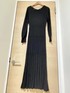 【 極美品 】 GU 美スタイル Aライン リブニット ロングワンピース 黒S