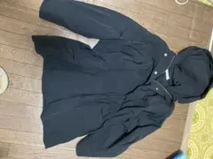 黒いナイロンマウンテンパーカー S