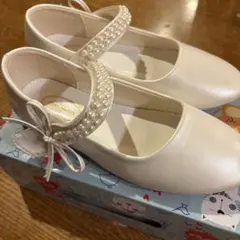 CARNAVAL パール付きフォーマルシューズ ホワイト　33サイズ　21cm